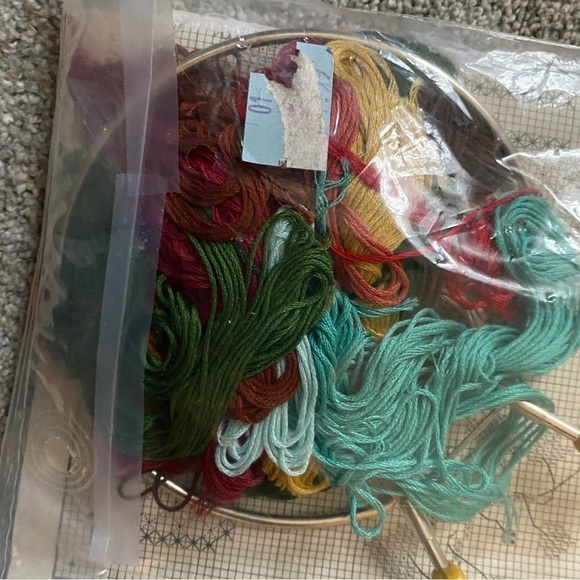 𝅺Christmas  Counted Cross Stitch Kit “Instruments Table Runner” #50673. - Picture 2 of 4